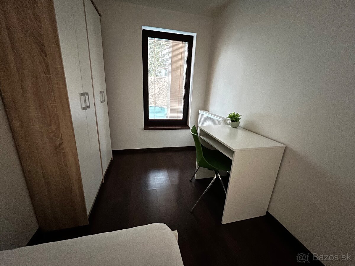Samostatná izba v novostavbe pre ženu - Uhlisko - 11