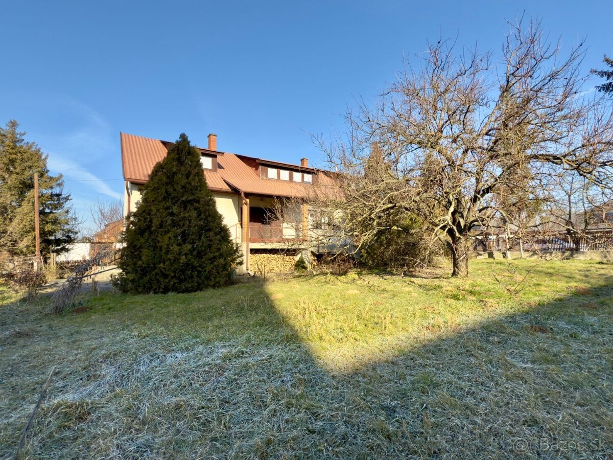 MAĎARSKO - GONC 6 IZBOVÝ POSCHODOVÝ RD S TERASOU, PIVNICOU, - 11