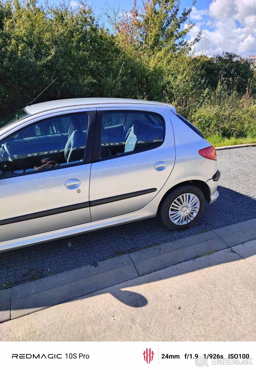 Peugeot 206 1.4 automat 2009 - 11