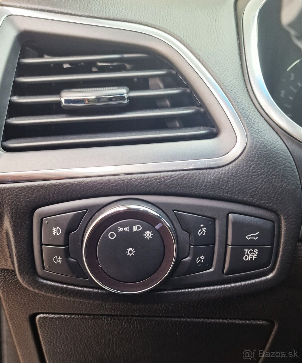 Ford Edge Eco Blue 2.0 Bi-Turbo 175KW Titanum PLus X AWD AT8 - 11