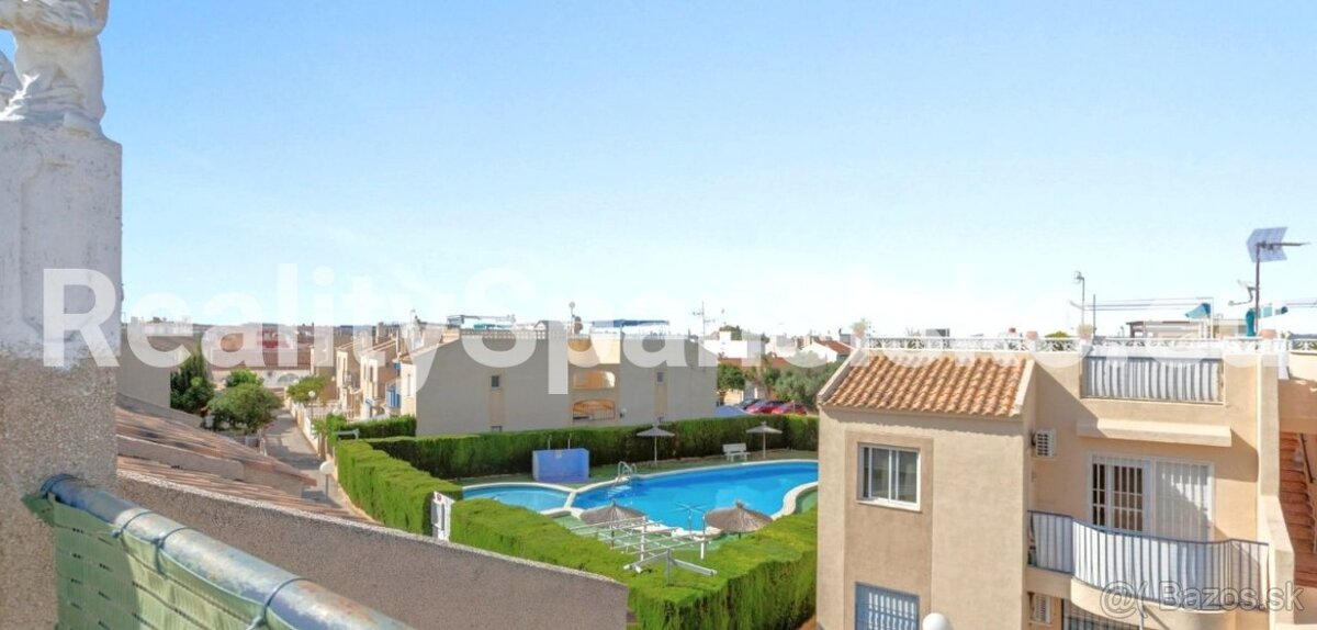 Útulný střešní apartmán 3+kk(55 m²) s prostornou terasou - 11