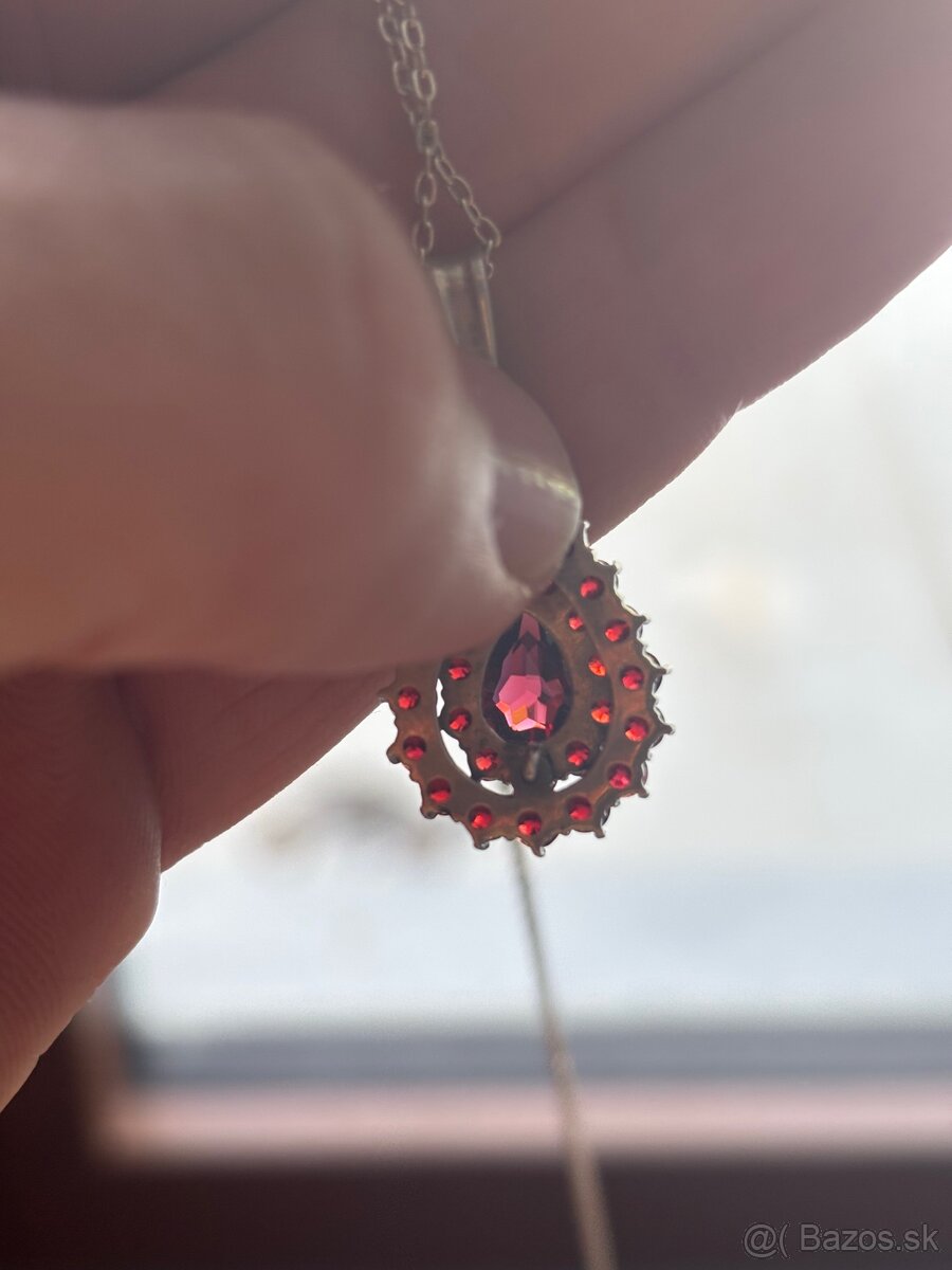 Náhrdelník s českým granátom - 11