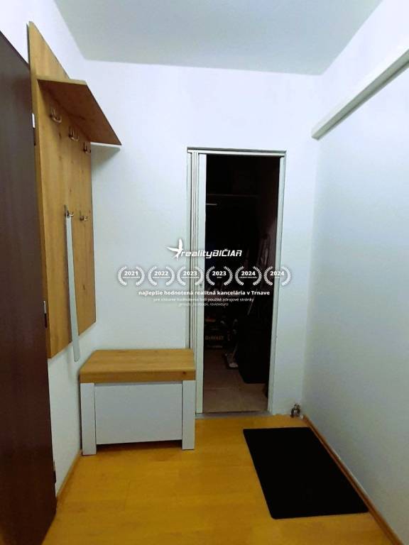 3i byt v pokojnej časti Trnavy na Prednádraží - 11
