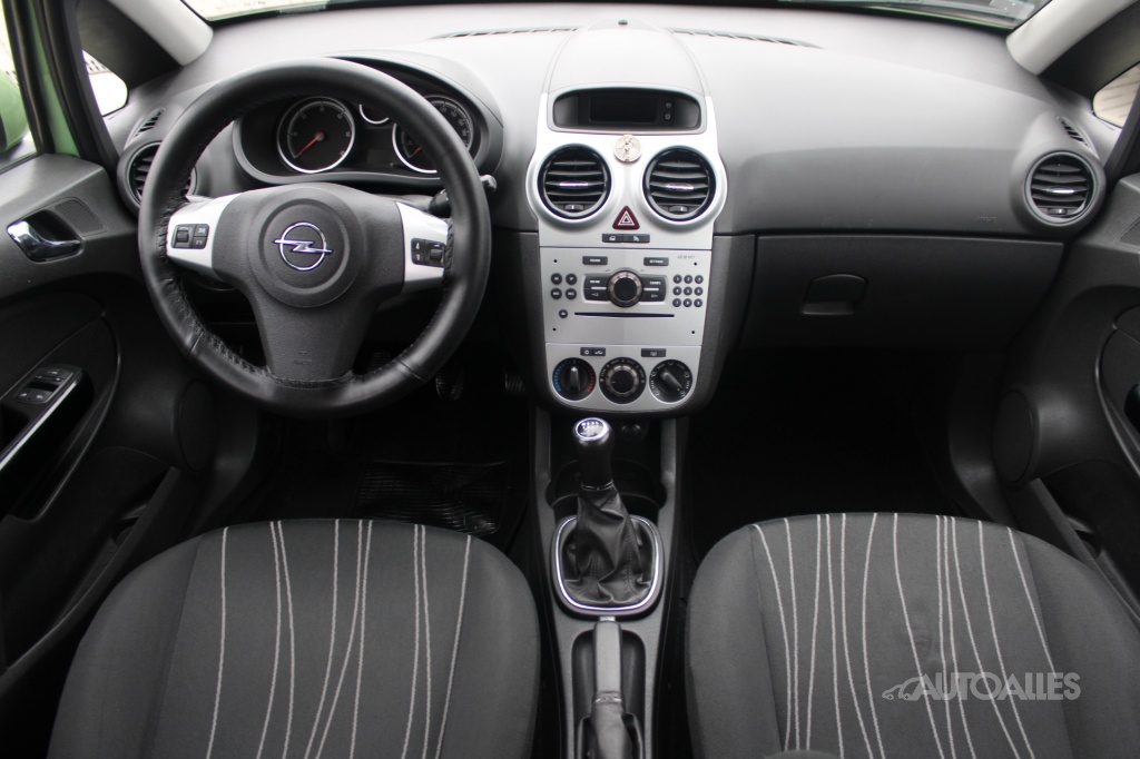 Opel Corsa 1,3 CDTi 55 kW - 11