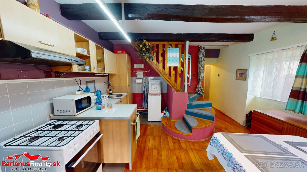 BartanusReality - Na predaj zaujímavý vidiecky, rodinný dom - 11