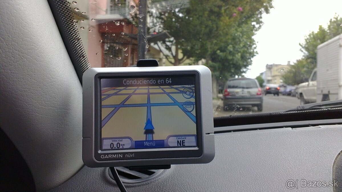 GARMIN NUVI 200 GPS navigácia s mapou pre rok 2026. - 11