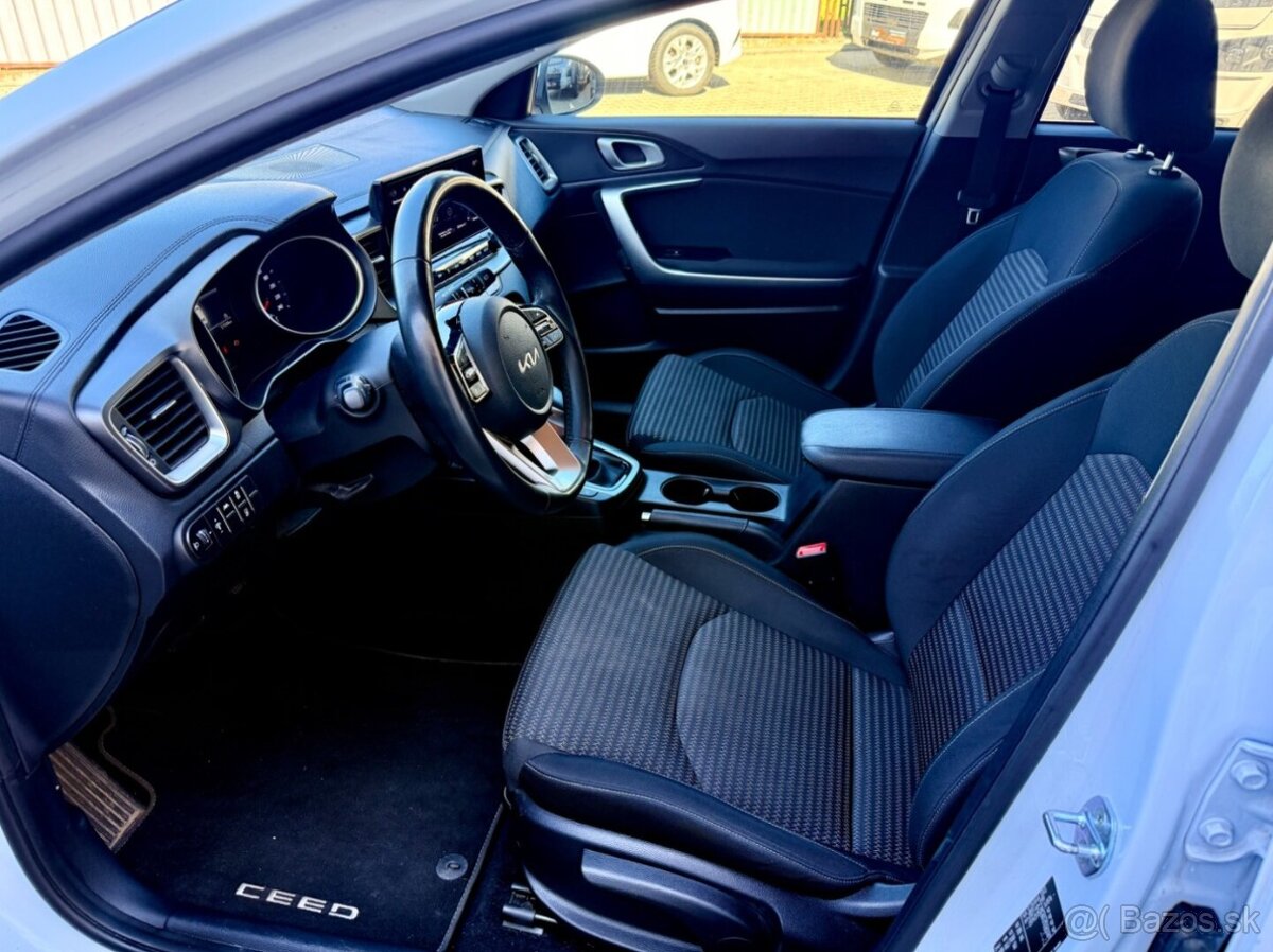 Kia Ceed 1.5T-GDI-118kW-AUT-LED-ČR-DPH- - 11
