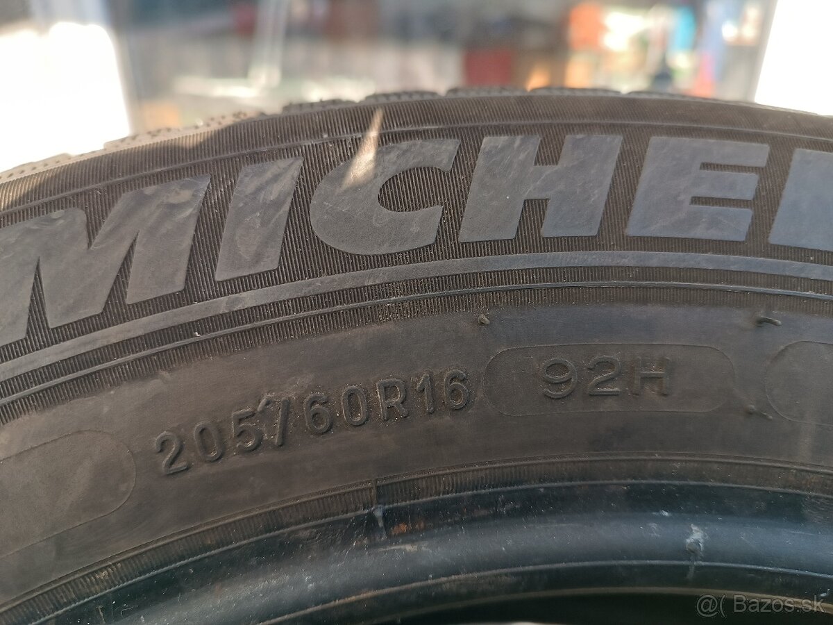 MICHELIN 205/60 R16 - 11