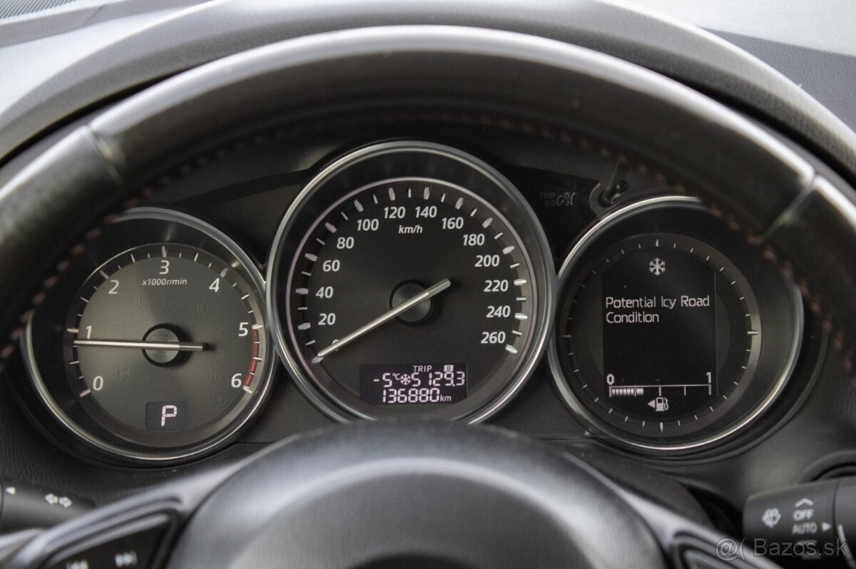 Mazda CX-5 2.2 Skyactiv-D 175k AWD Revolution - 11