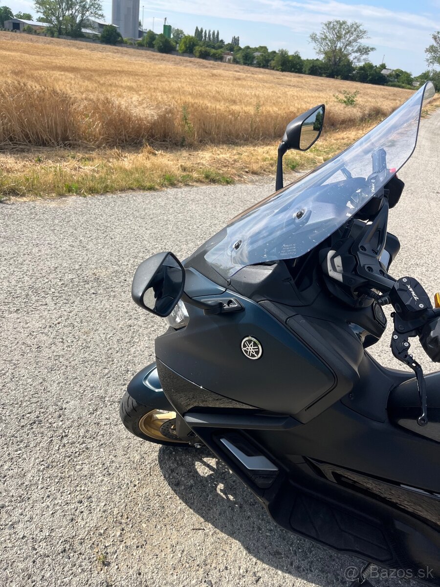 Yamaha Tmax 560 tech max 2022 - 11