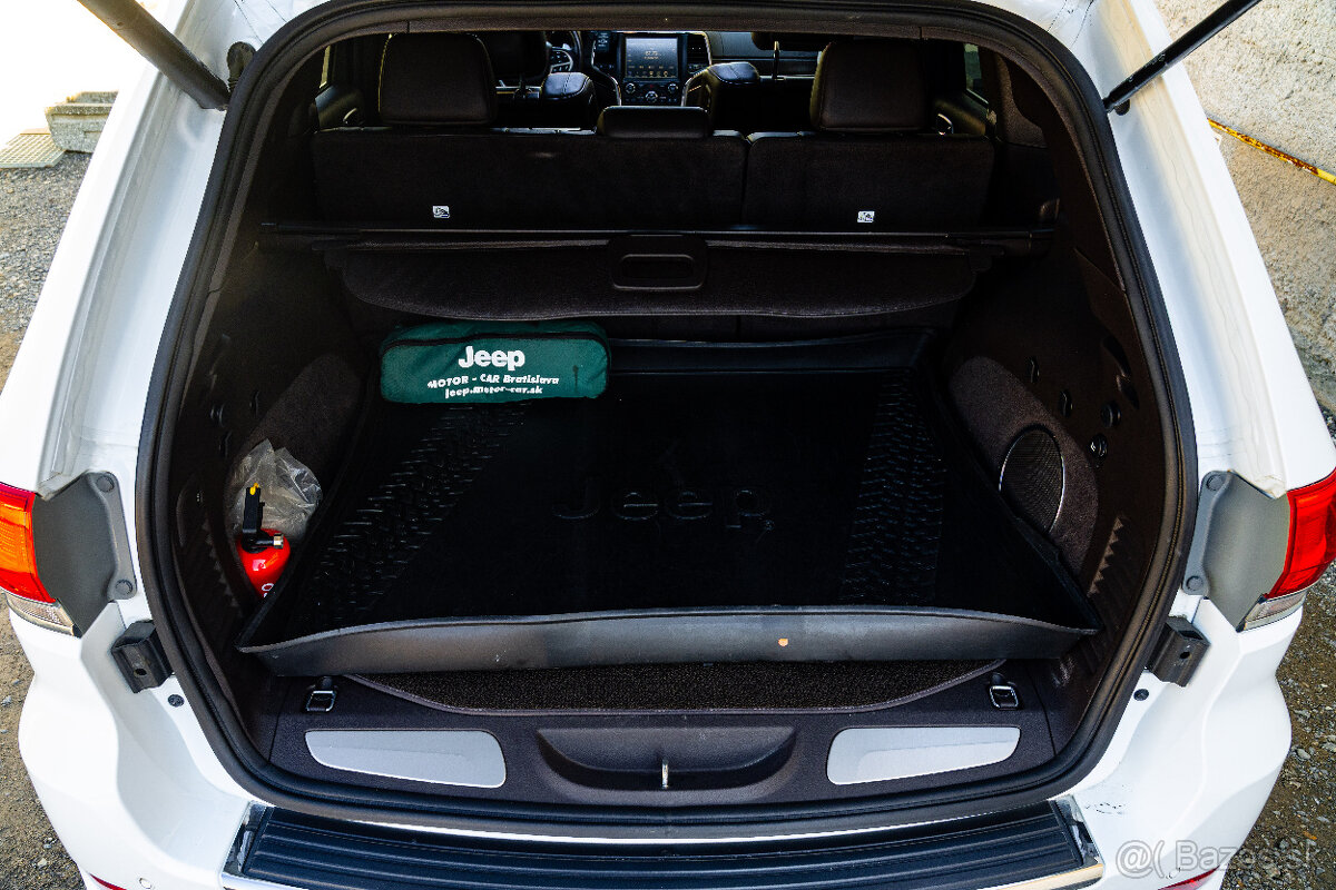 Jeep Grand Cherokee 3.0L V6 TD Summit A/T - 11