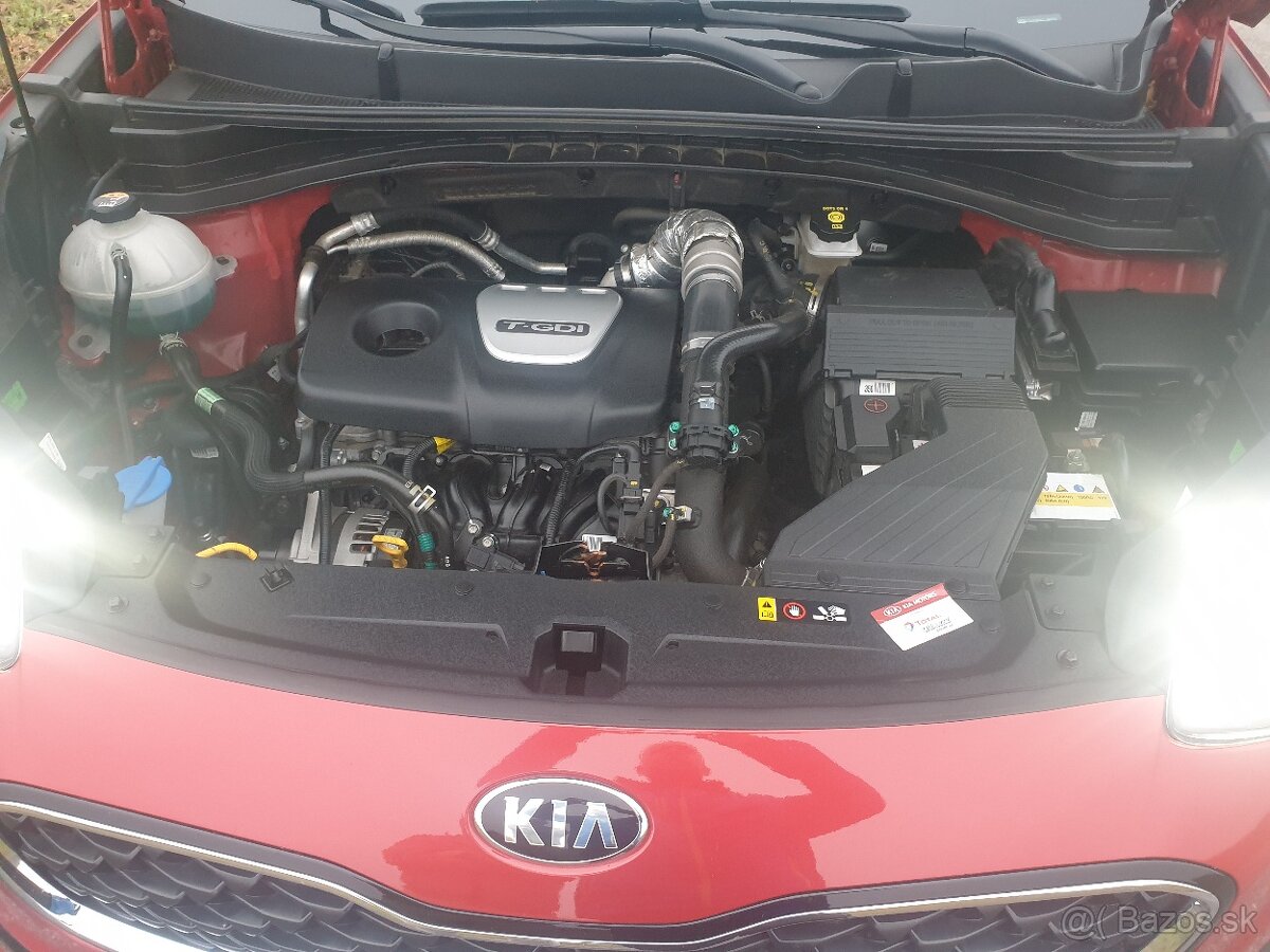 KIA SPORTAGE - 11
