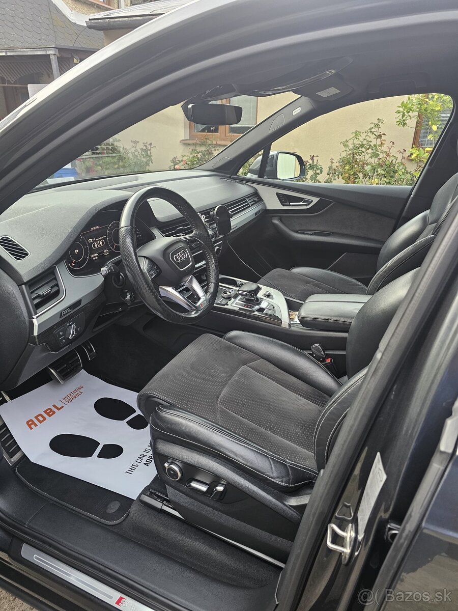 Audi Q7 - 11