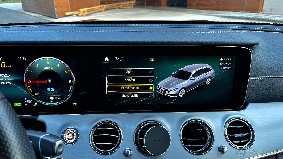 Mercedes-Benz E trieda 300de AMG line - 11