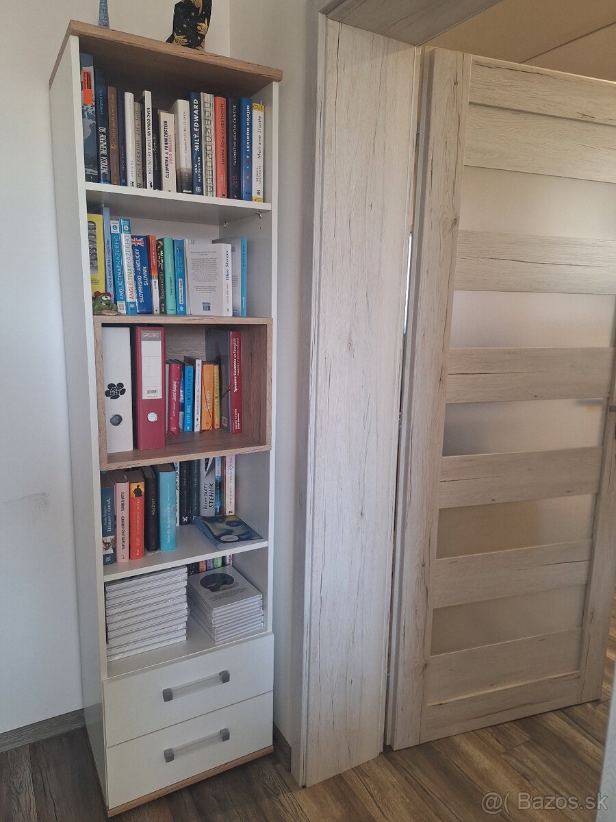 Šatníkova skriňa a stojaci regál - set do dievčenskej izby - 11
