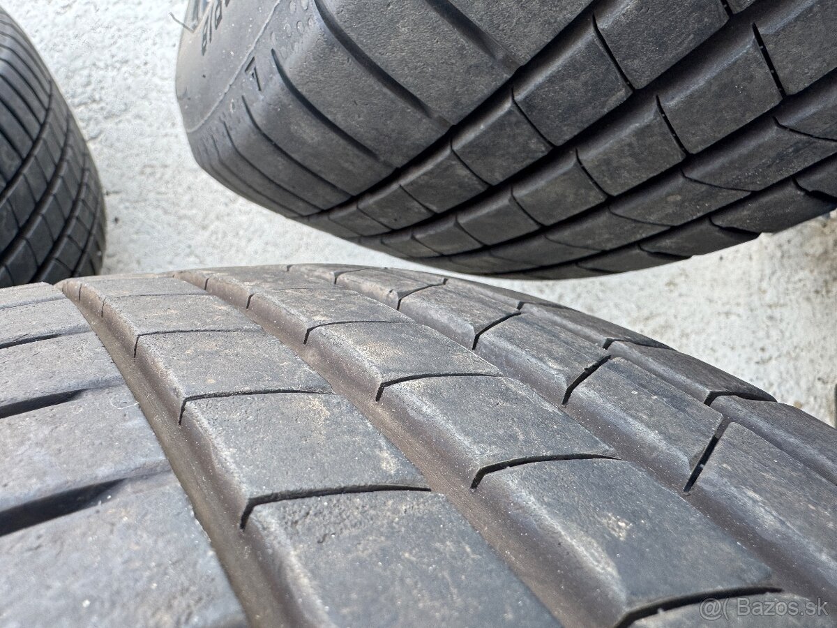 VW Sebring R-line R18 5x112 s letne pneu 215/50 R18 - 11