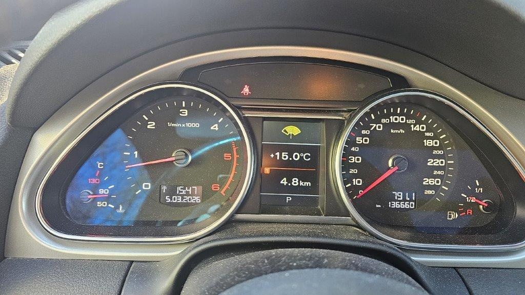 Audi Q7 7MIESTNE - 11