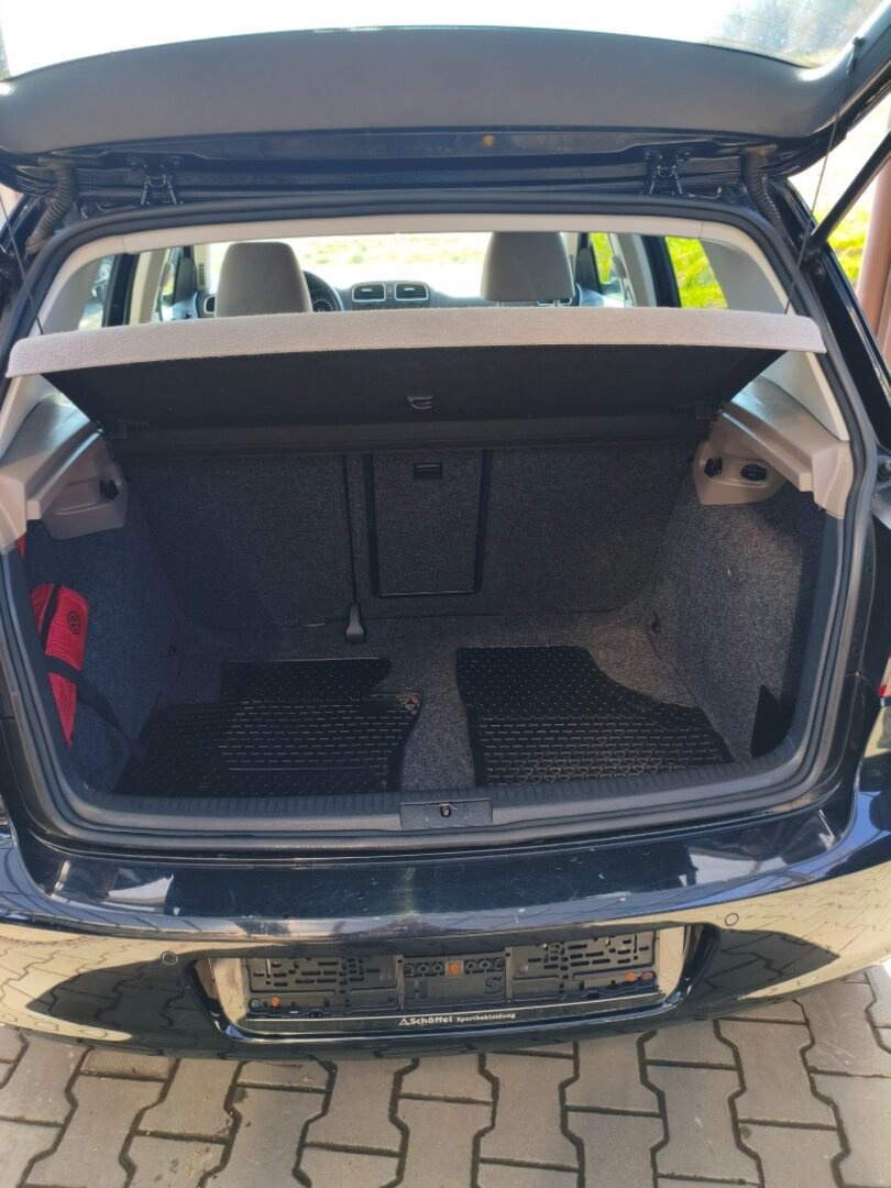 Volkswagen Golf 6 1.4 MPI 69tkm Černá metal - 11