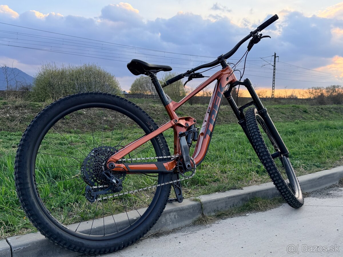 Trek Slash 8 gen 5 2024 - 11