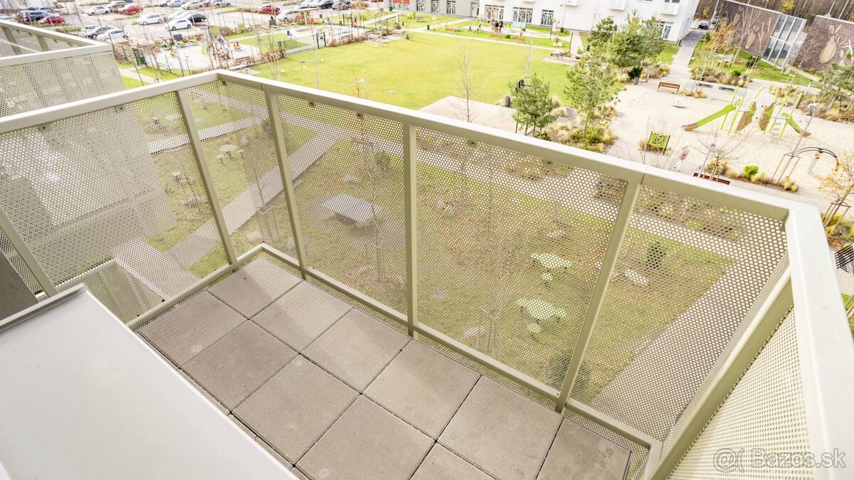 Prenájom útulnej, plne zariadenej garsónky v novostavbe v Br - 11