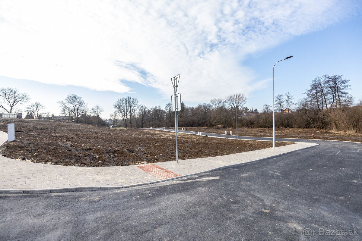 Na predaj stavebný pozemok - Šarišské Bohdanovce - Košice - - 11