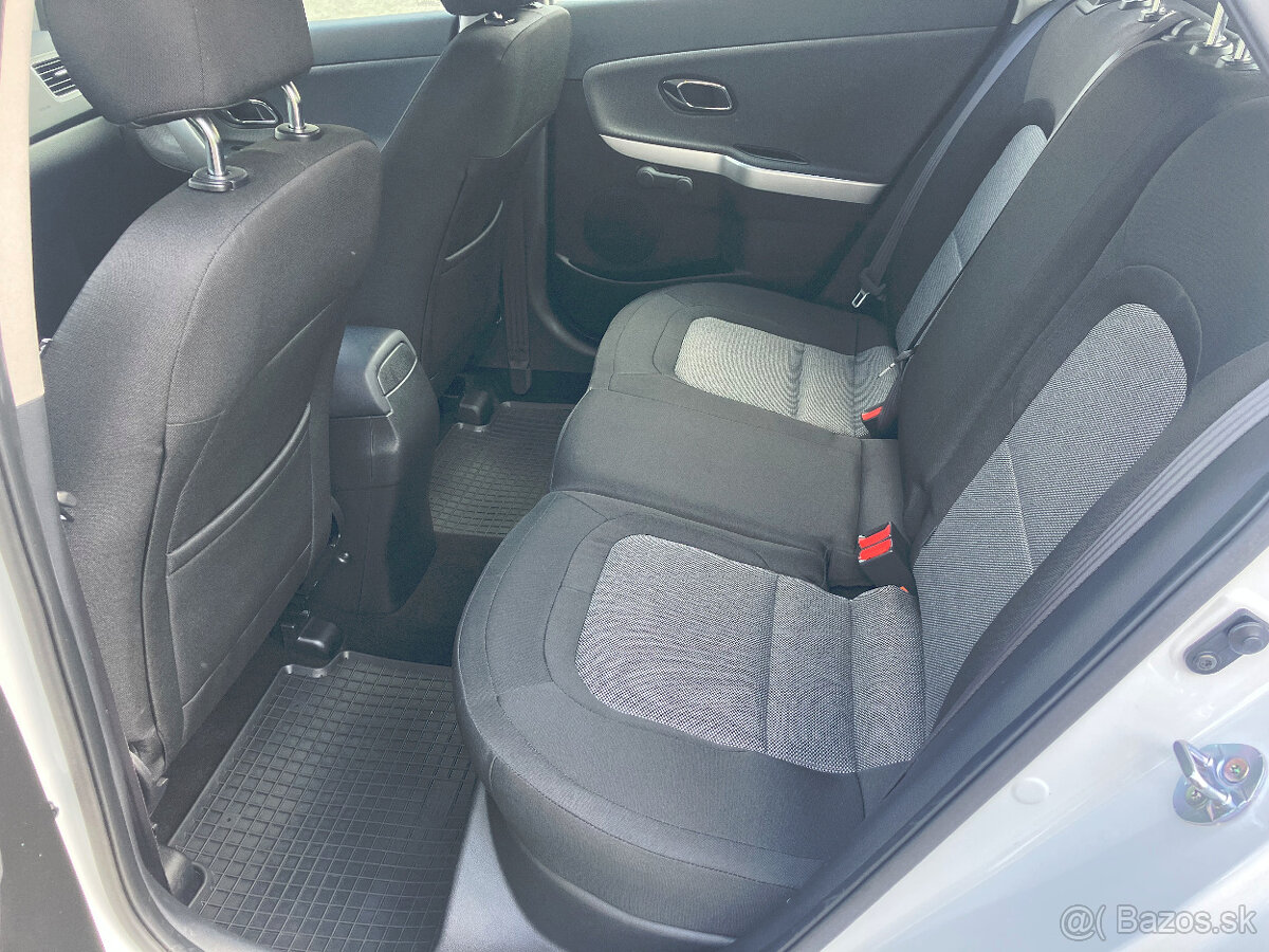 Kia Ceed 1.4 benzín 74 kW, 1.majiteľ, 24.000 km - 11