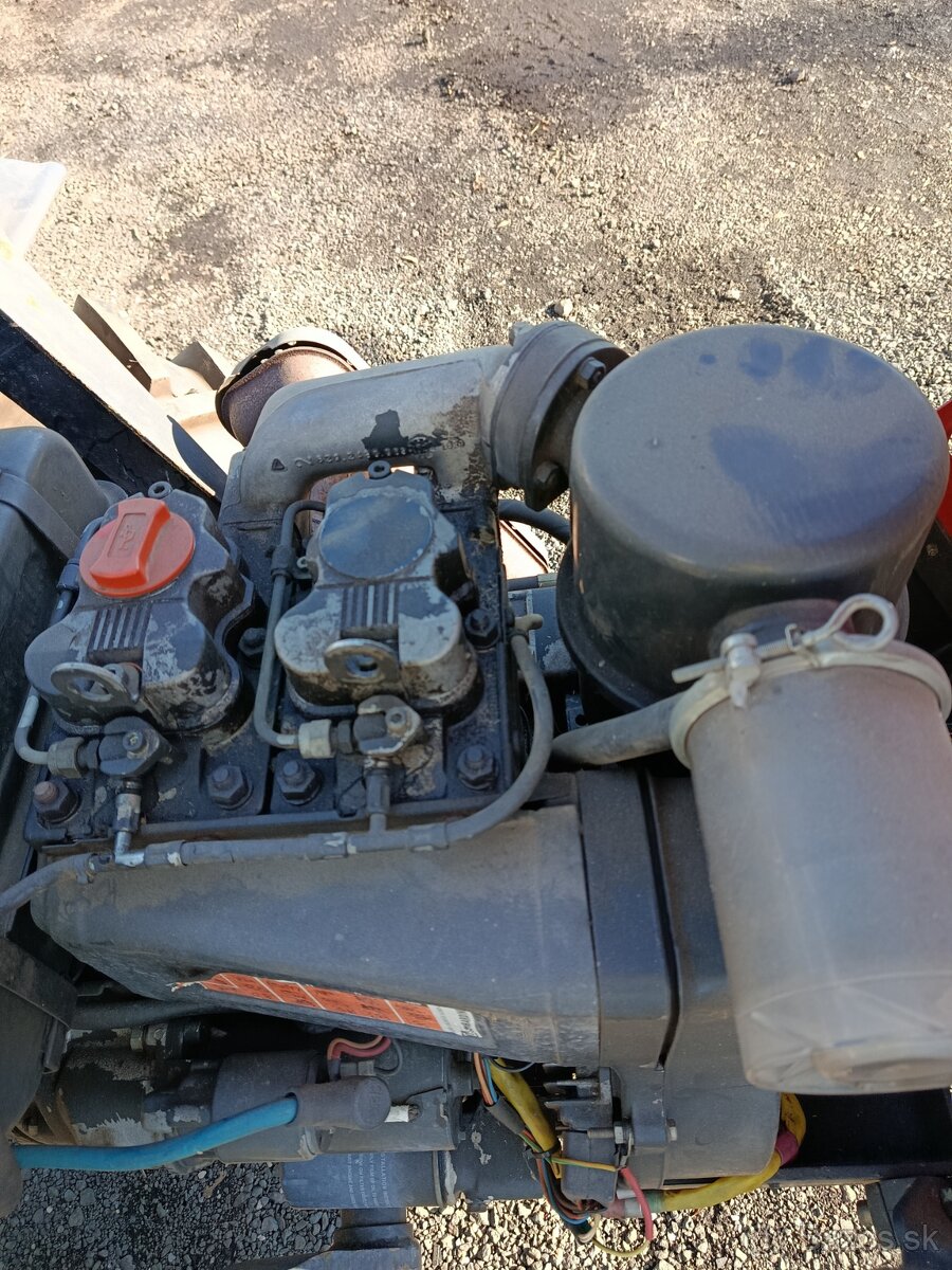 Malotraktor AGT 830 s SPZ - 11