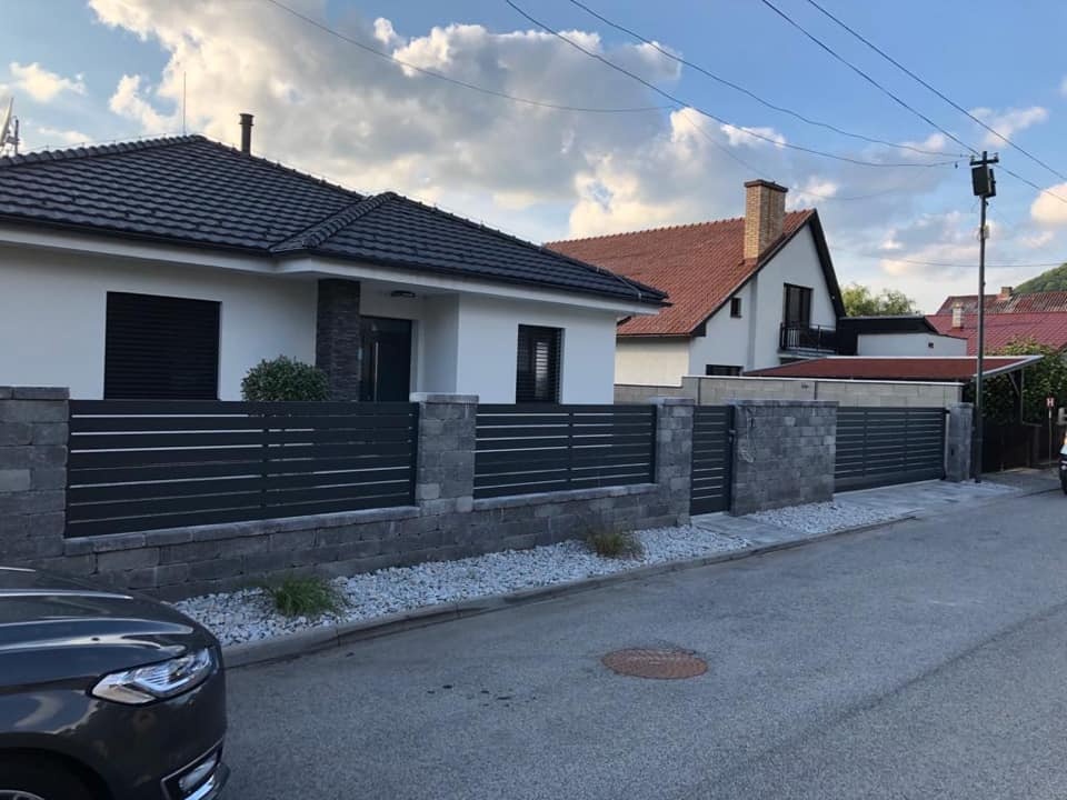 Bezúdržbové AL oplotenie - 11