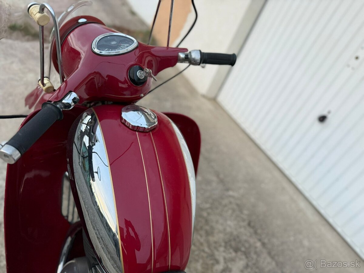 Jawa 250 typ 559 panelka - 11