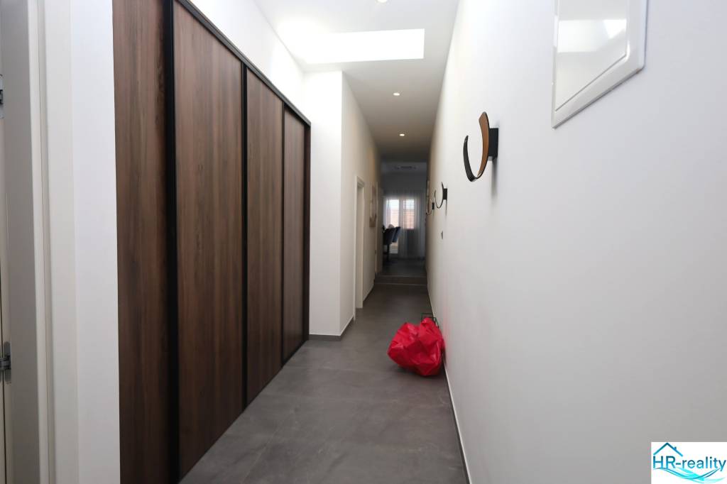 Vodice - moderný apartmán len 400m od mora - 11