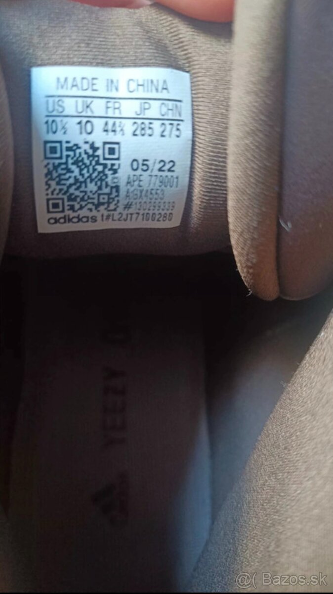 Yeezy adidas 500 44 2/3 - 11