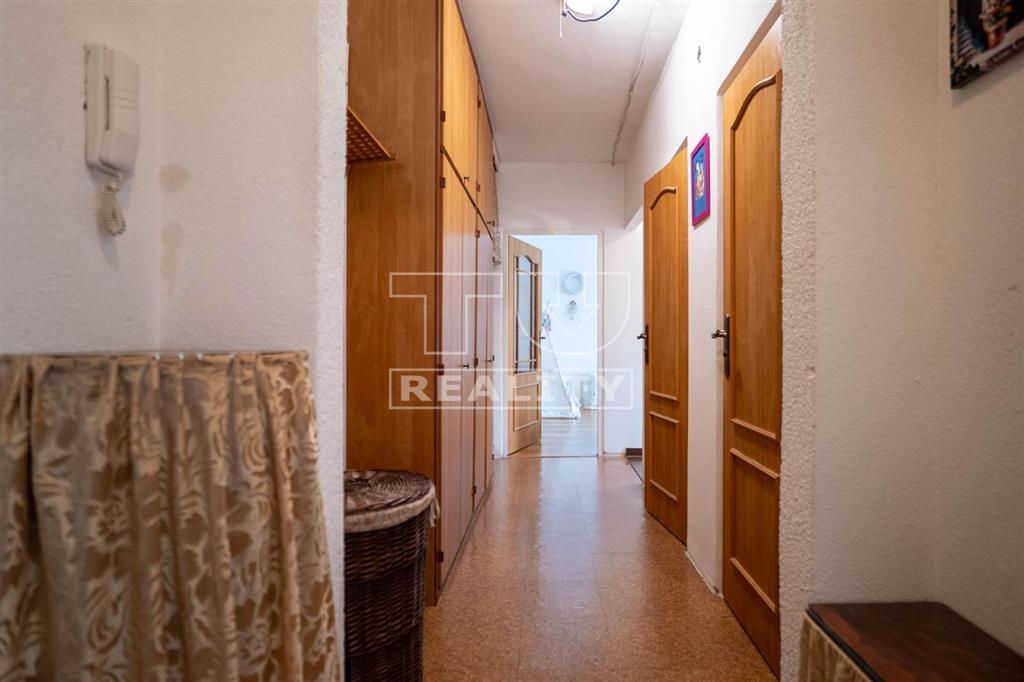 (REZERVOVANÉ)3 IZBOVÝ BYT, ŽILINA - HLINY 7, BALKÓN, 65m2 - 11