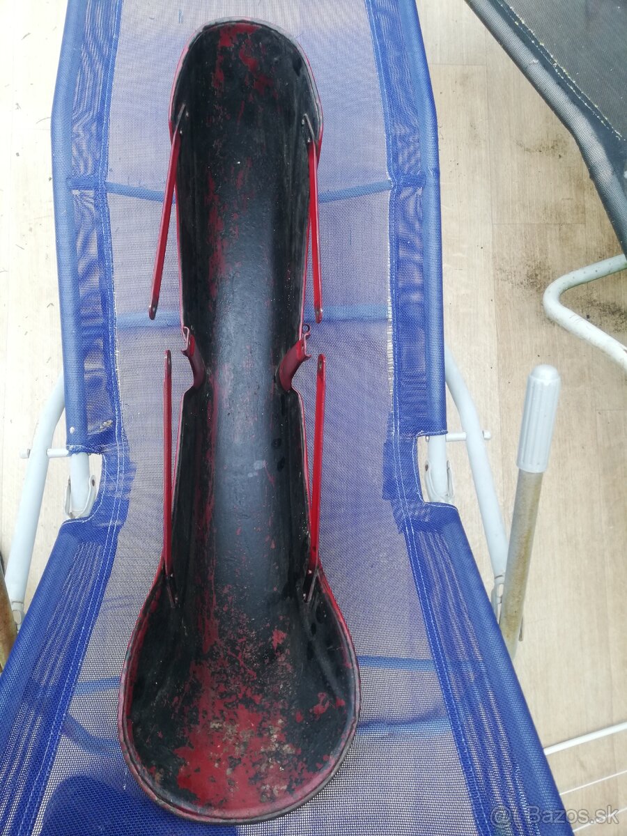 Predný blatník ČZ 2x - 11