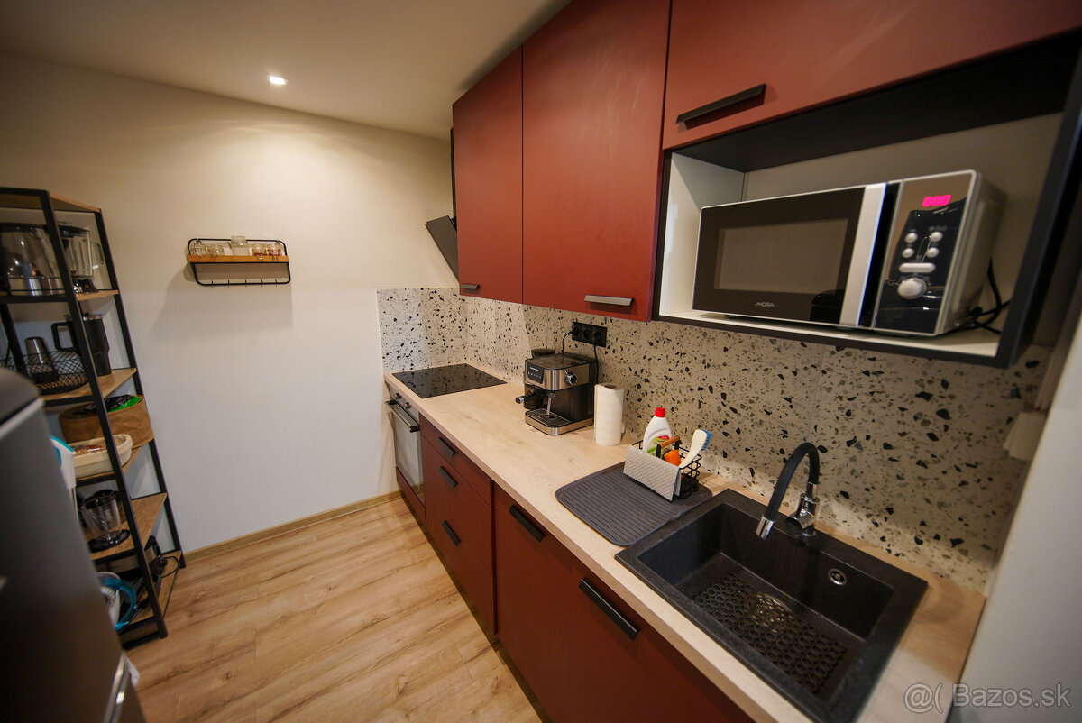 NA PREDAJ 1,5-IZBOVÝ BYT, 39,03 M², MIŠKOVECKÁ, KOŠICE JUH - 11