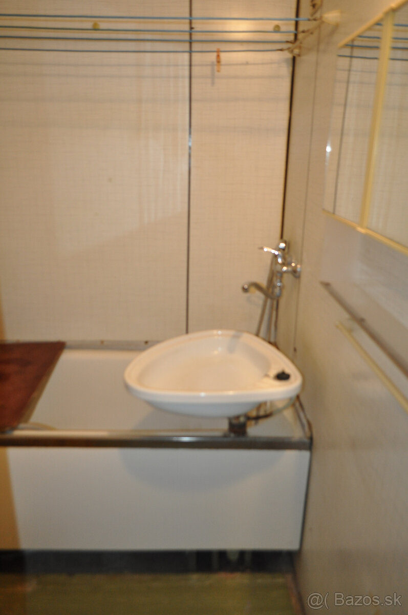 Byt 3+1 v meste Levoča - 11