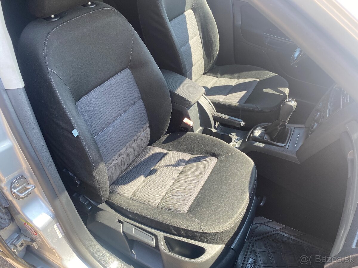 Škoda Octavia 2.0 TDI Elegance - 11