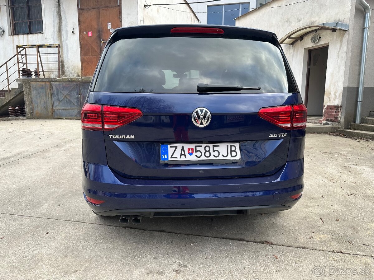 Touran,2.0tdi,110kw,2017,212000km,dsg,higline,modra metaliza - 11