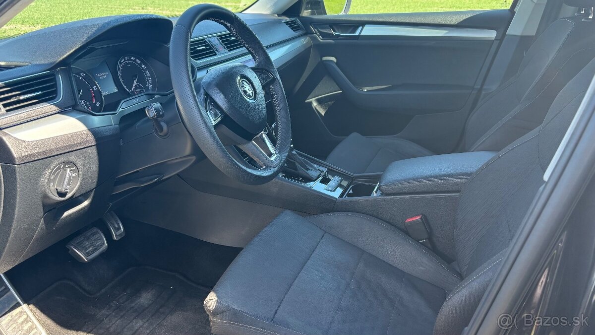 Škoda Superb 2.0 TDI 110 kW - 11