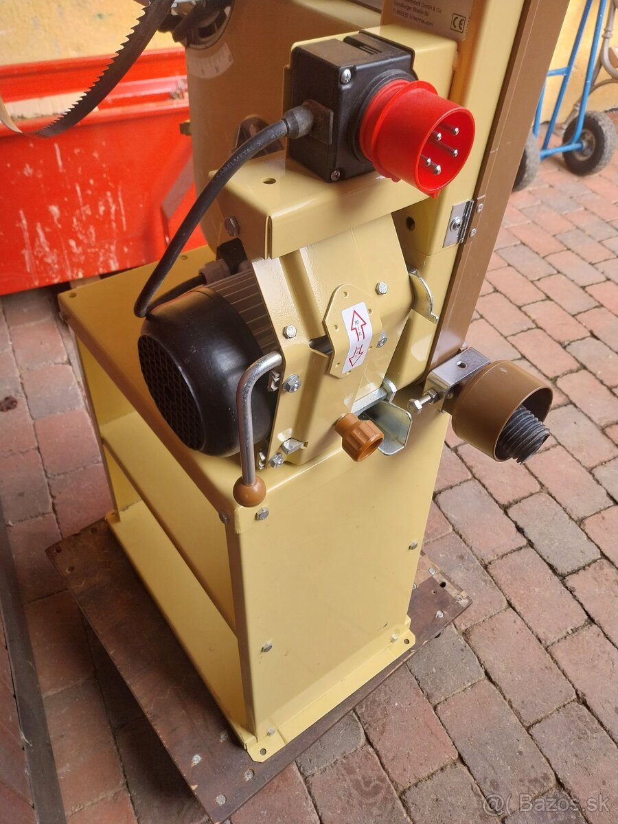 Pásová píla na drevo - 11