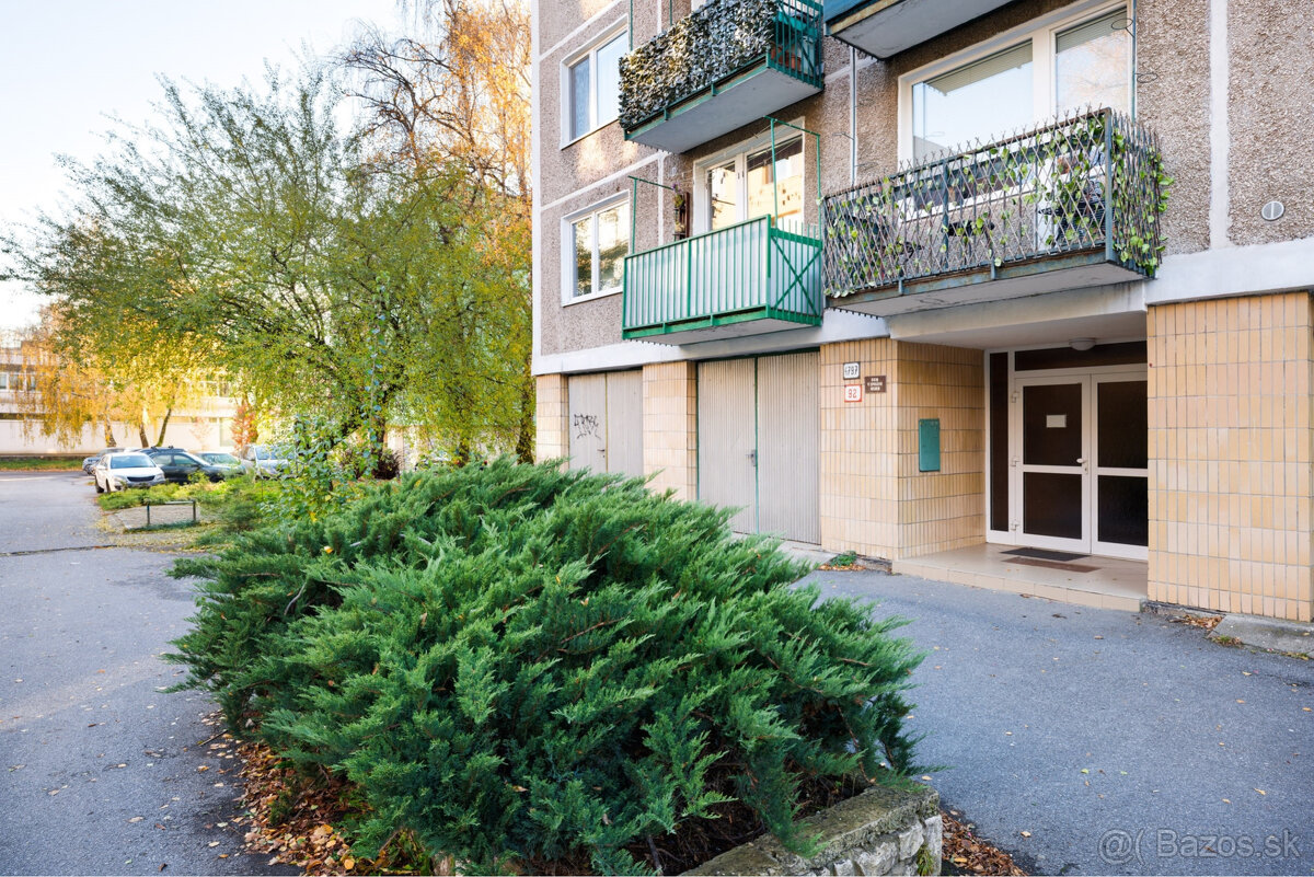 Na predaj zrekonštruovaný 3-izbový byt Sídlisko III - 11