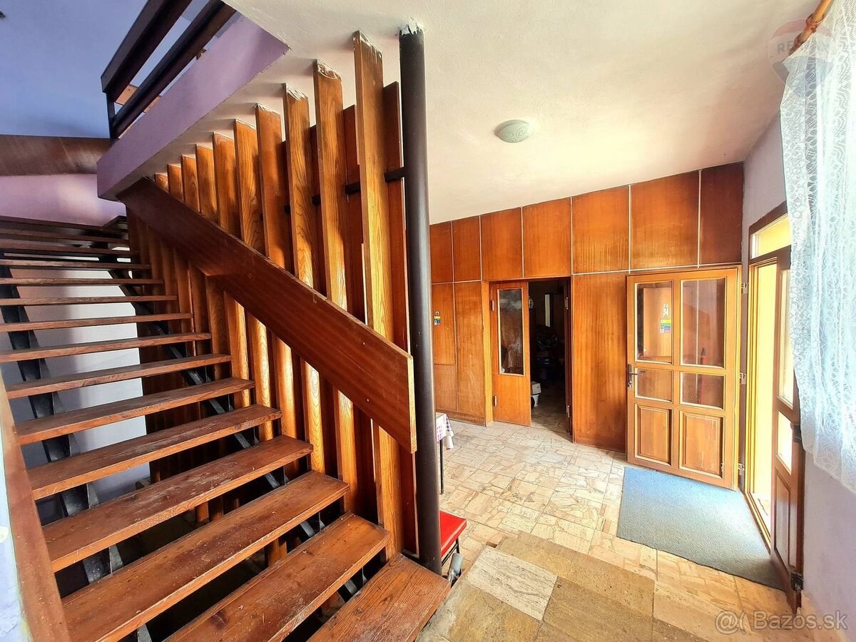 Super cenaVeľká chata v rekreačnej oblasti Valkov, na pre - 11