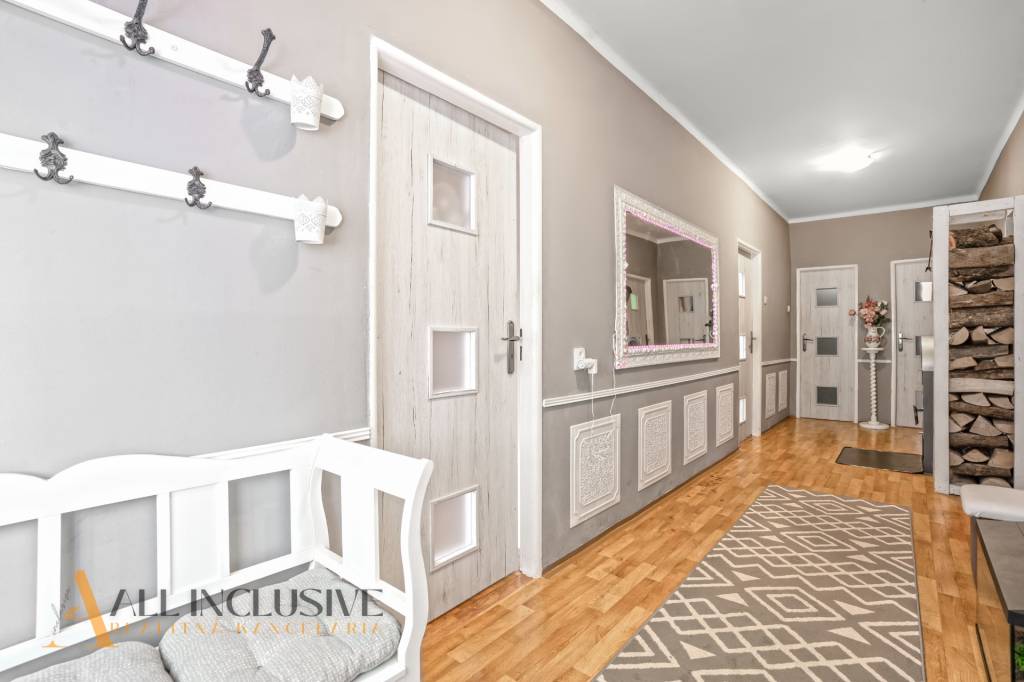 ALL INCLUSIVE | NA PREDAJ 3-IZBOVÝ RODINNÝ DOM S GARÁŽOU, HO - 11