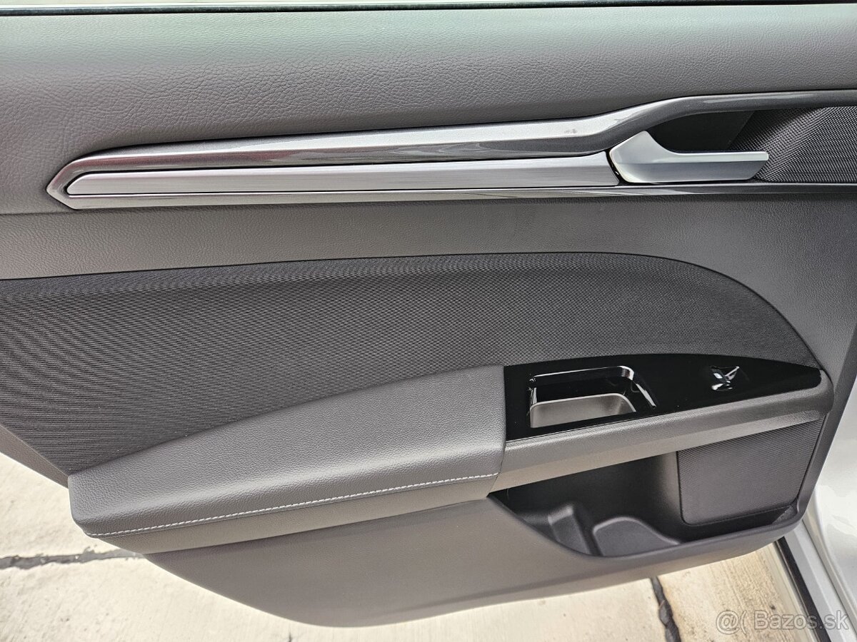 Ford Mondeo 2.0TDCi Titanium Automat - 11