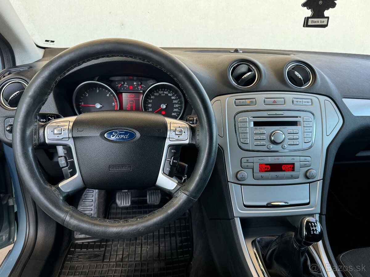 Ford Mondeo Combi 1.8 TDCi - 11