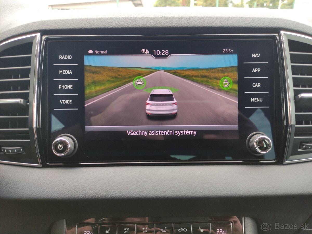 Škoda Karoq DSG STYLE FullLED VIRTUAL KAMERA - 11