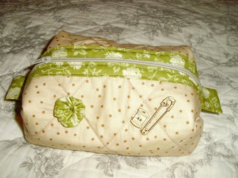 Handmade látkové patchwork kabelky, taštičky, quilty - 11