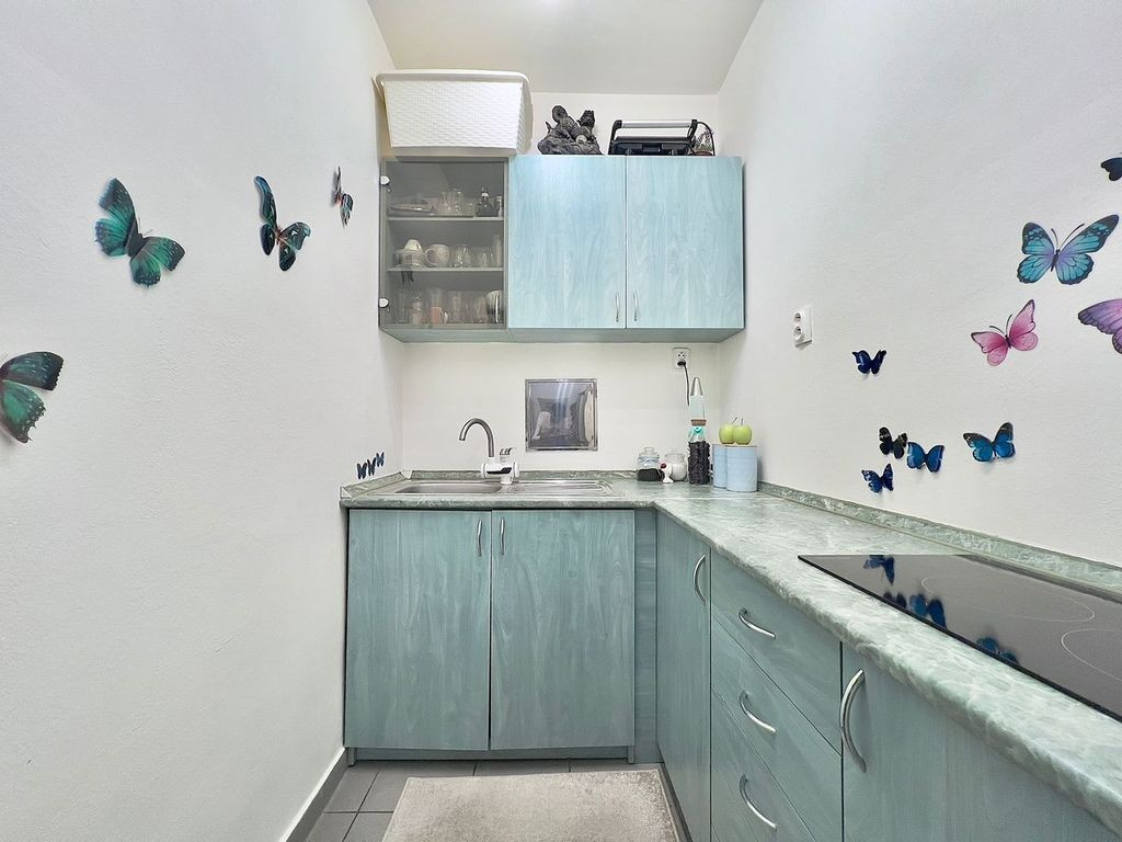 PREDAJ - Nebytových priestorov Dunajská Streda - 11