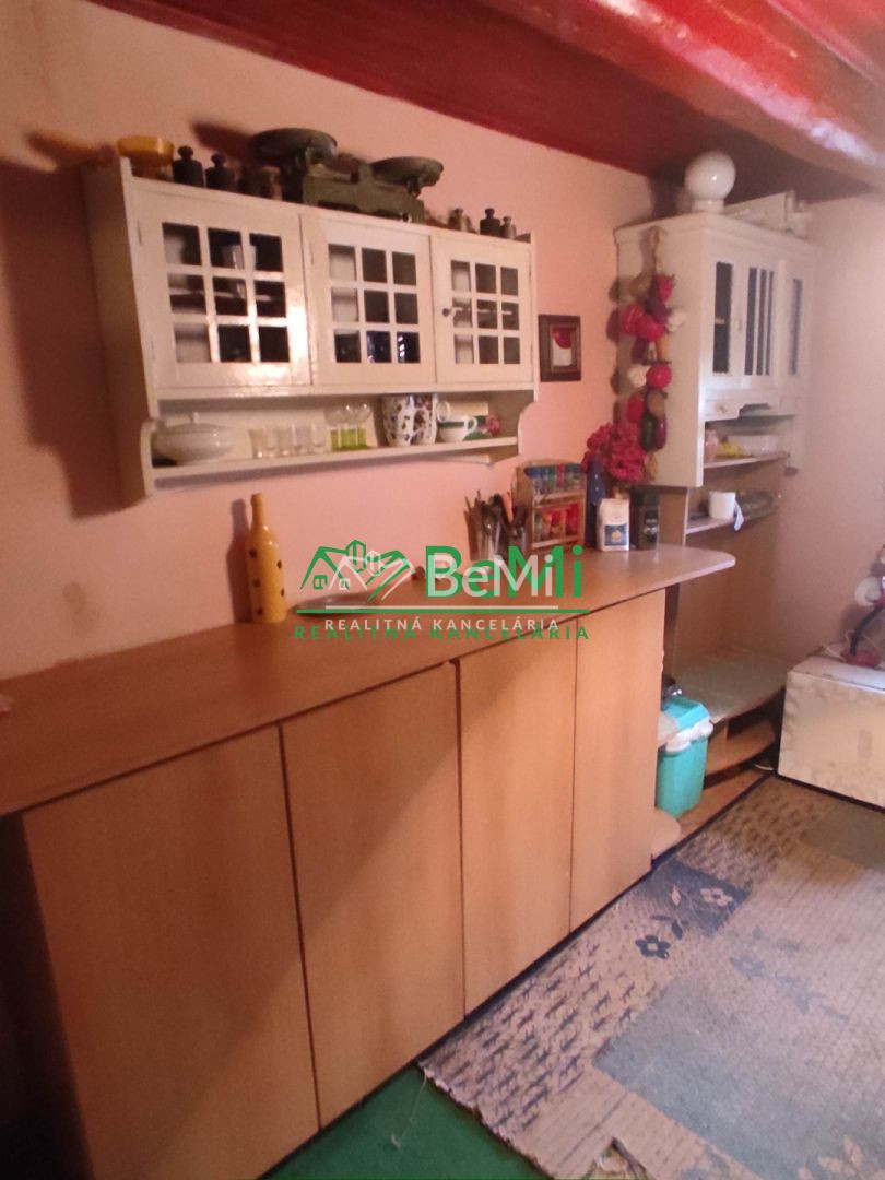 Rekreačná chalupa Kolárovice, okres Bytča, 351m2 - 11