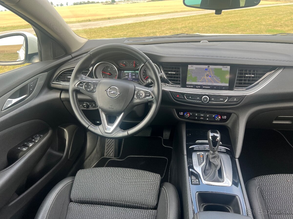 Opel Insignia ST kombi 2,0 cdtI - 11