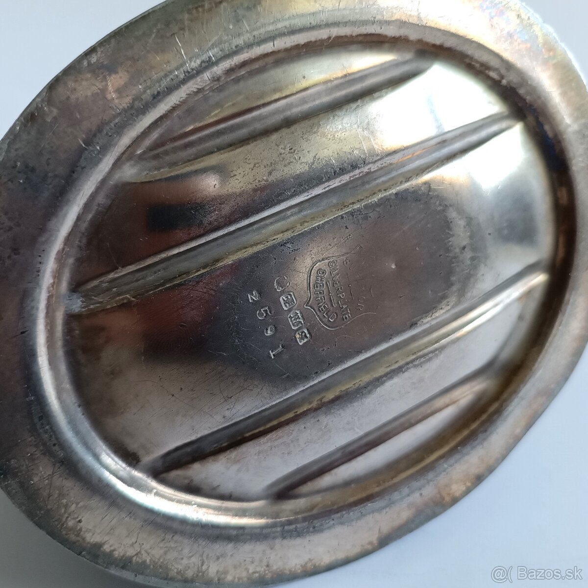 Tradičný postriebrený viktoriánsky čajník s rohovinovou úchy - 11